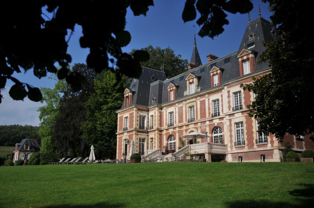 Chateau-Hotel De Belmesnil Saint-Denis-le-Thiboult Bagian luar foto